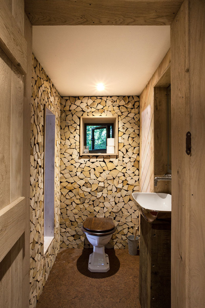 Туалет в частном доме: 40 стильных идей