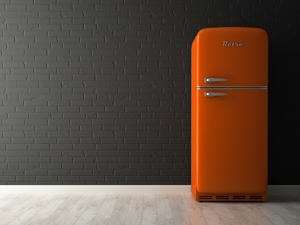 Отличные варианты ярких холодильников для вашей кухни